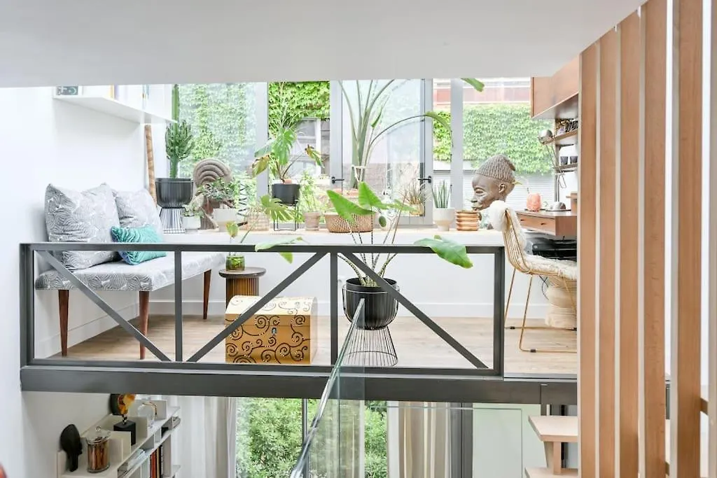 Apartamento 2 Bd Chic Loft, Historic Charm & Modern Amenities París 0*,