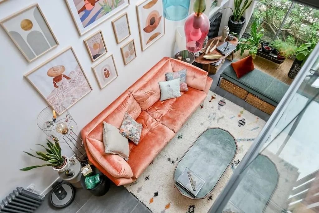 شقة 2 Bd Chic Loft, Historic Charm & Modern Amenities باريس